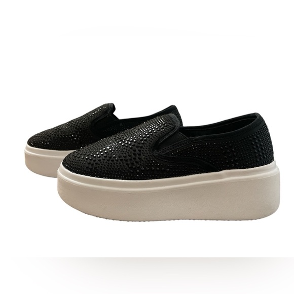 BERNESS Alex03 Rhinestone
Black Platform Sneakers - Picture 2 of 5